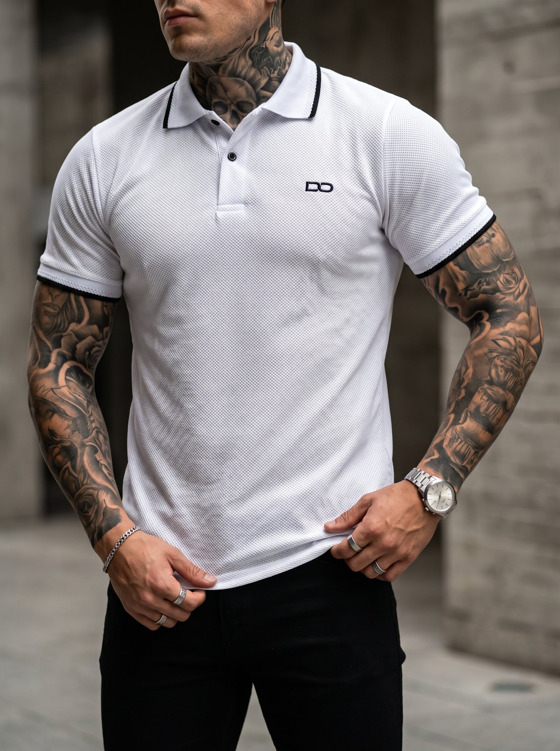 POLO DO IMPERIAL WHITE + JEAN SKINNY FIT BLUE DESTROYED EDITION