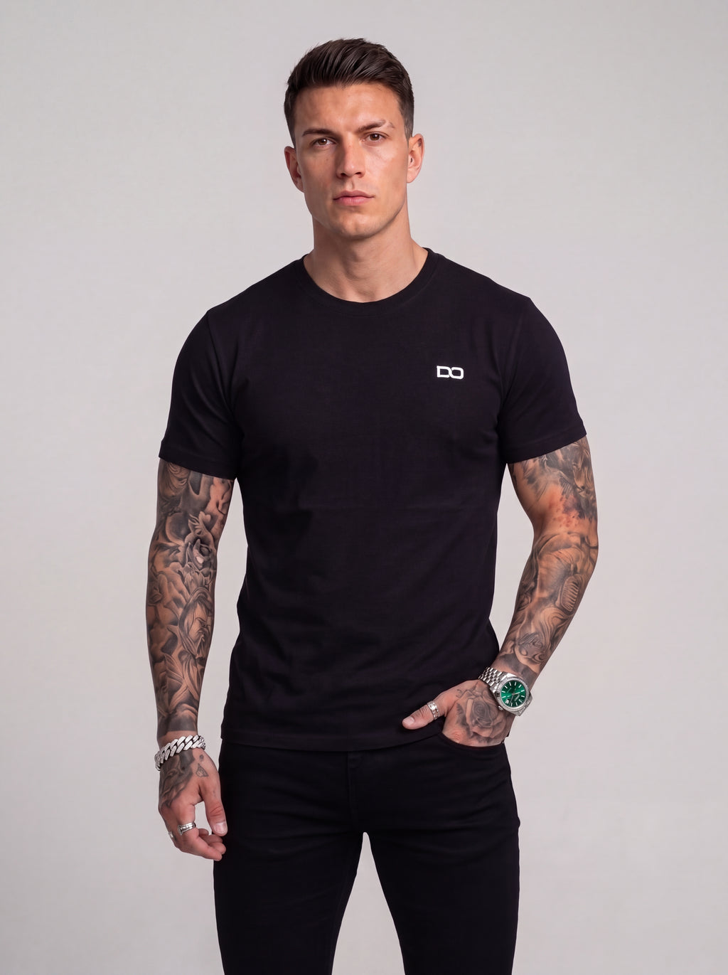 Camiseta Básica Essential Black