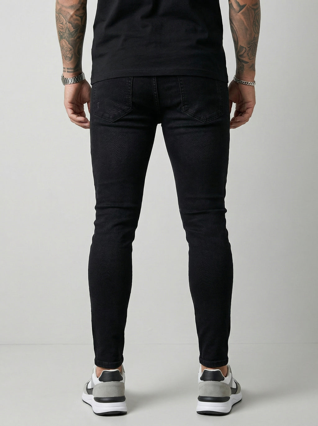JEAN SKINNY - NEGRO ROTO RODILLA