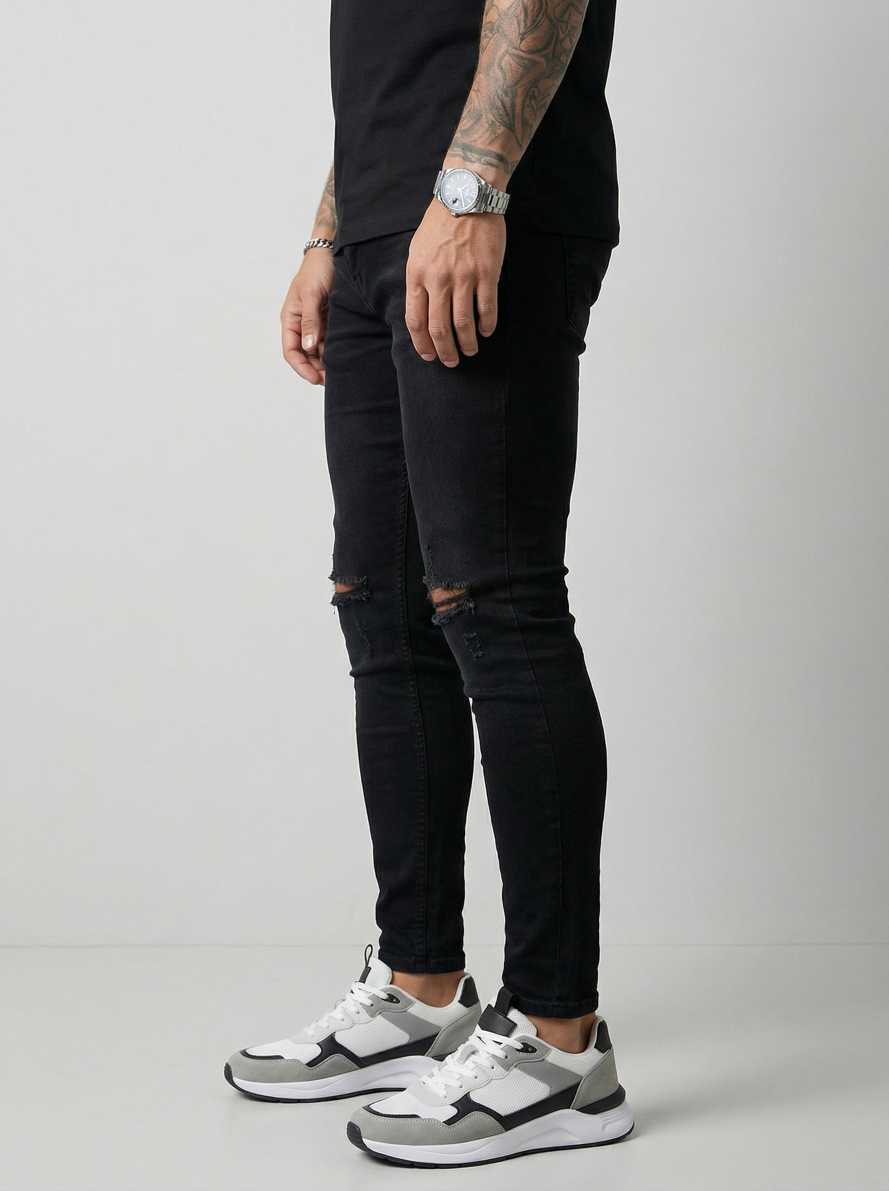 JEAN SKINNY - NEGRO ROTO RODILLA