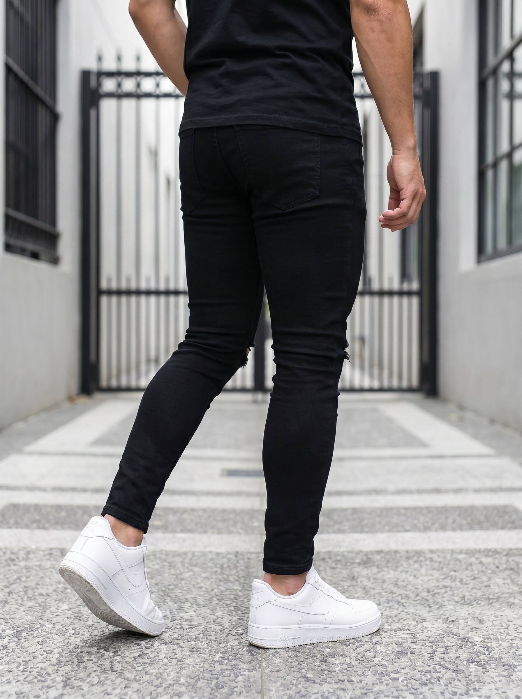 JEAN SKINNY - NEGRO LISO