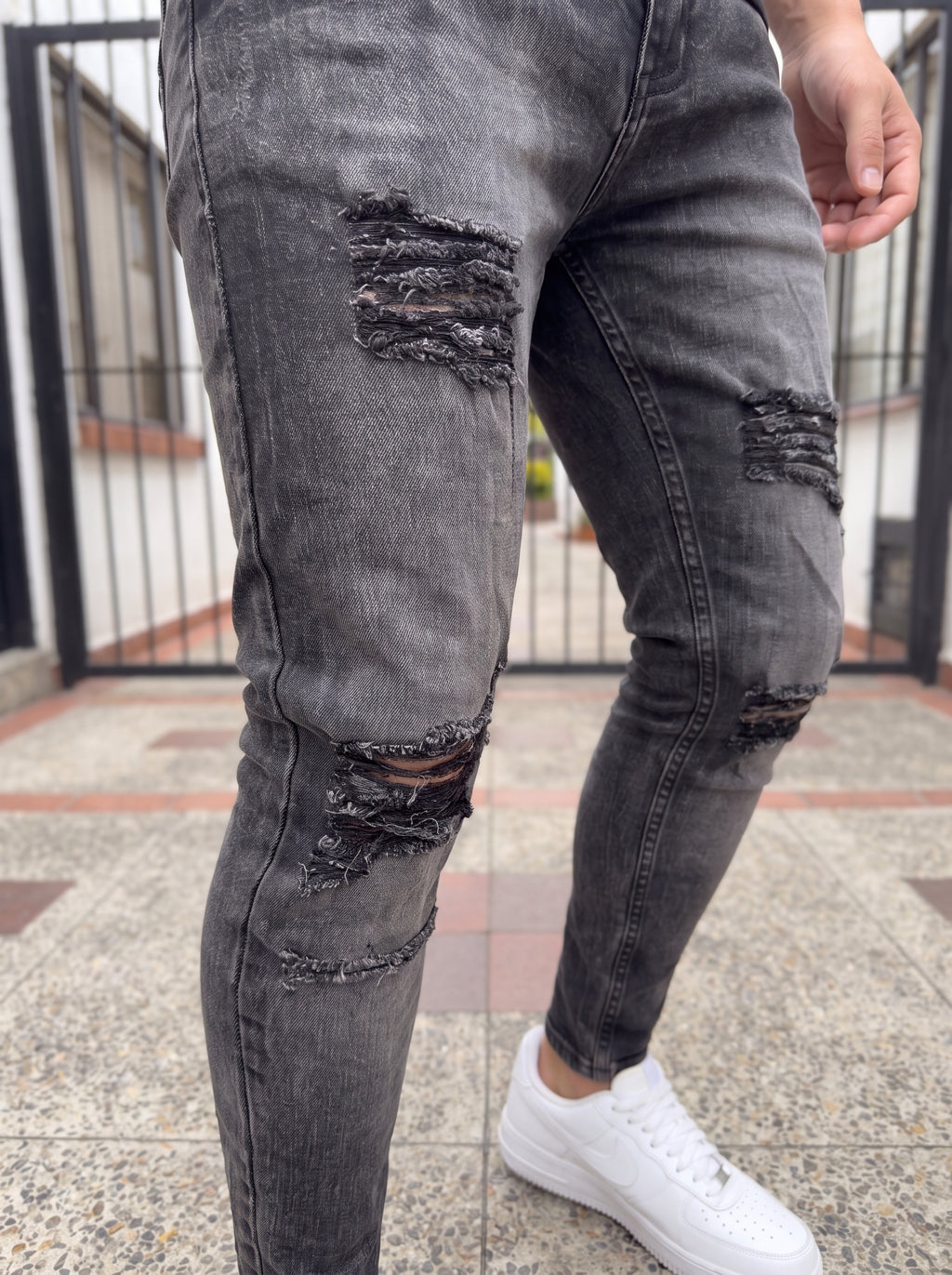 JEAN SKINNY BLACK SHADOW DESTROYED