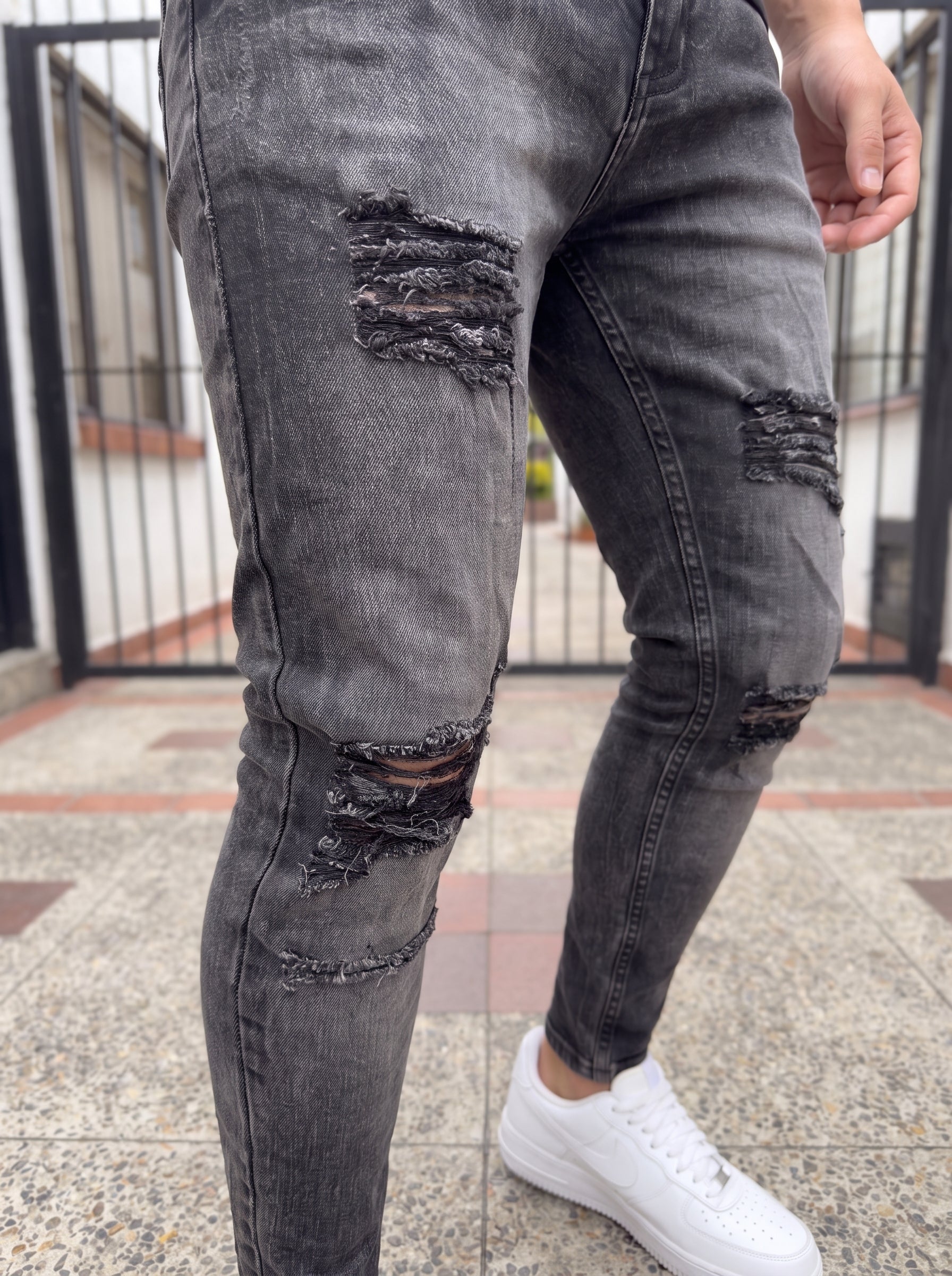 JEAN SKINNY BLACK SHADOW DESTROYED