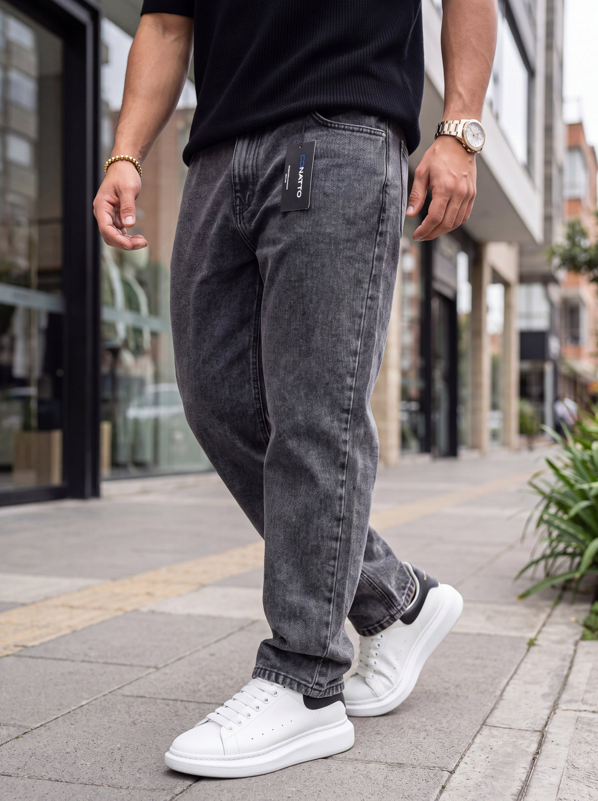 Jean Mom Fit Gris Oscuro