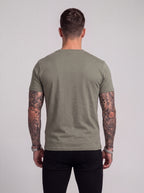 Camiseta Básica Essential Olive