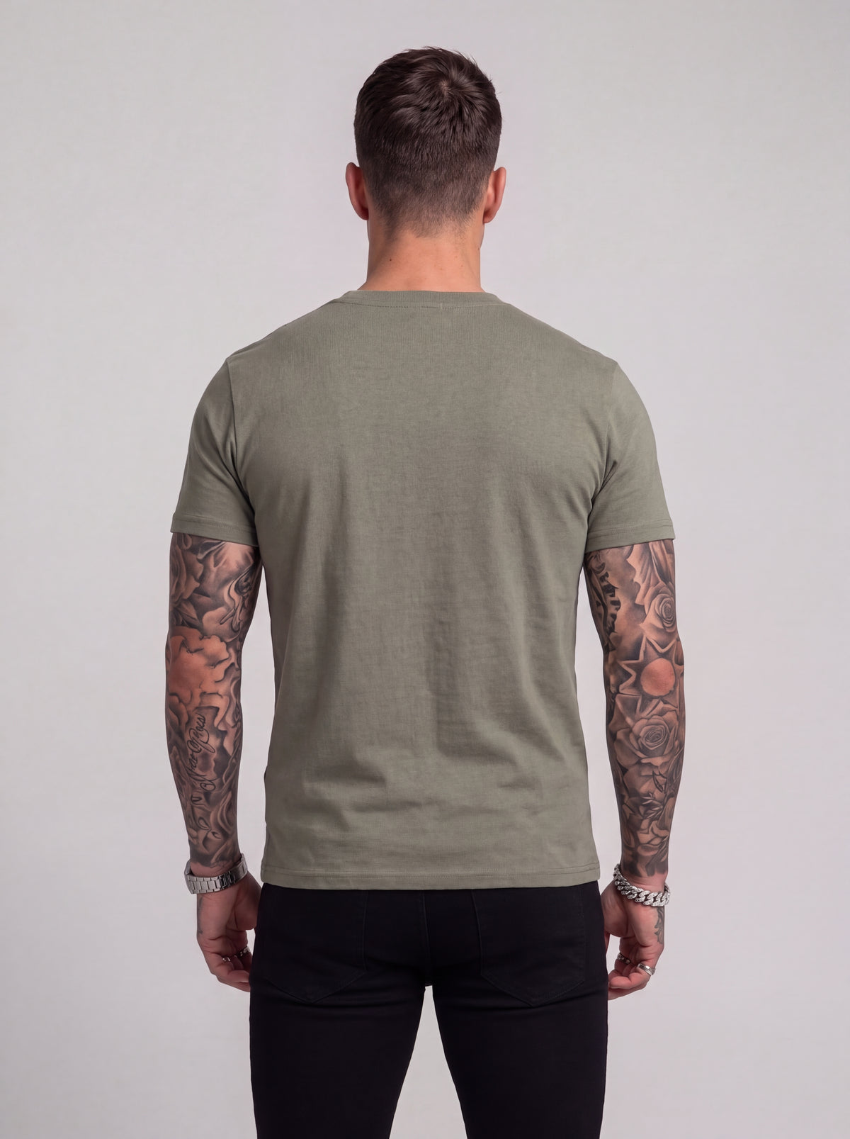Camiseta Básica Essential Olive