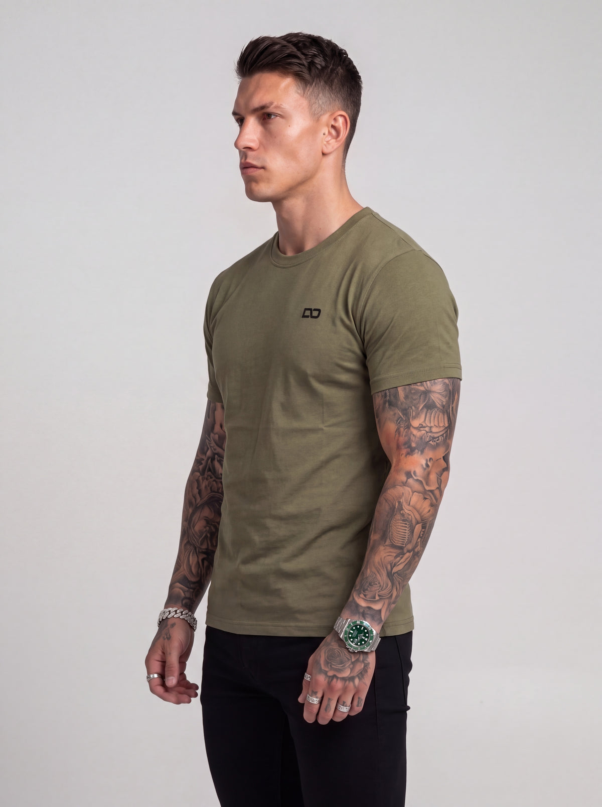 Camiseta Básica Essential Military