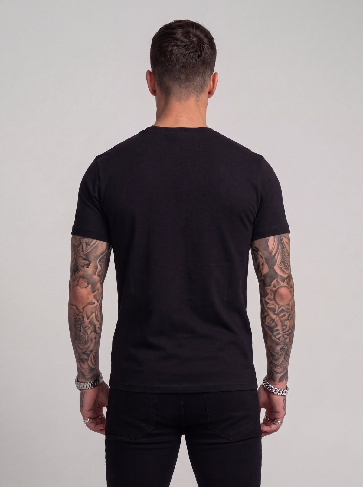 Camiseta Básica Essential Black