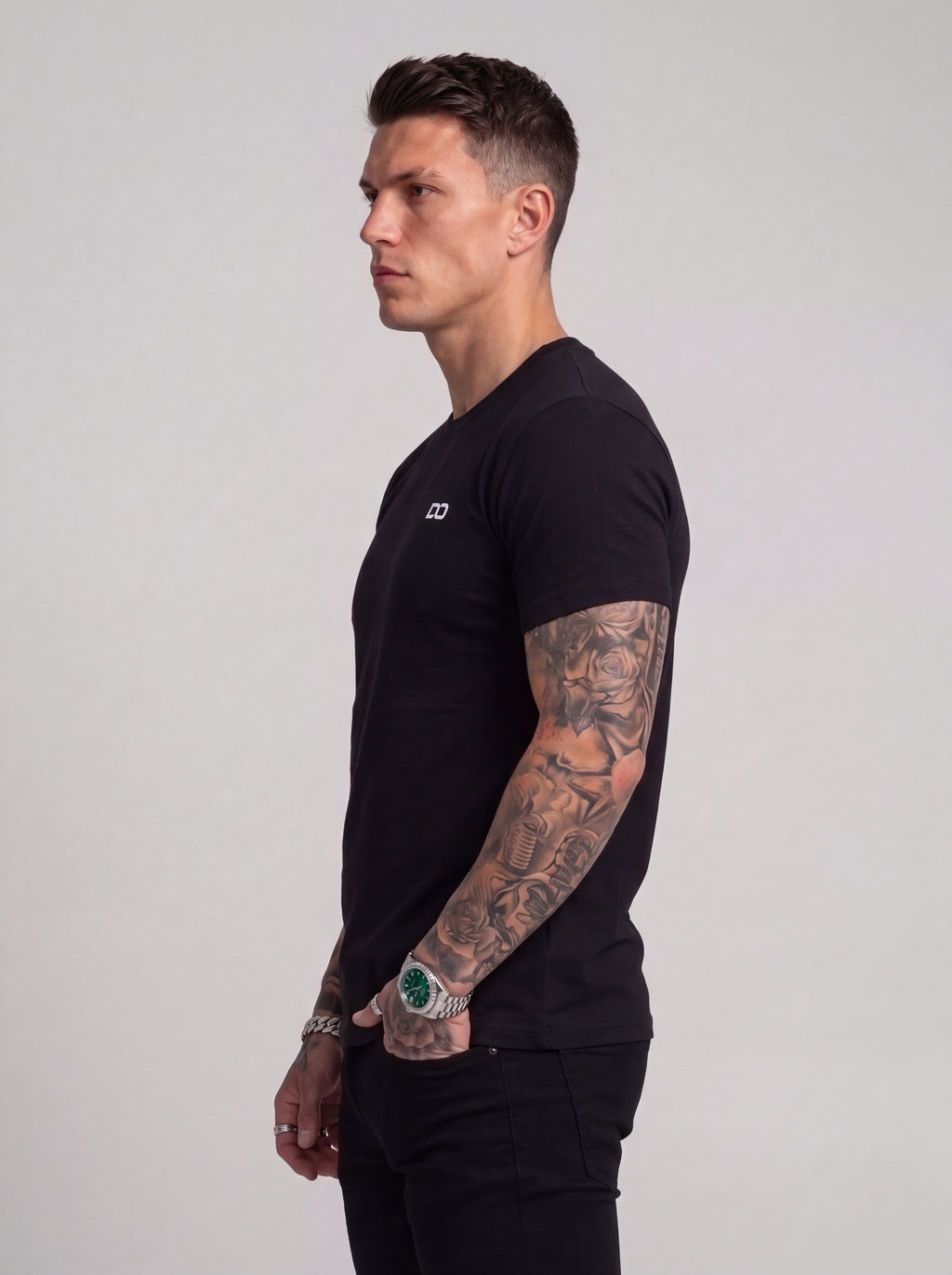 Camiseta Básica Essential Black