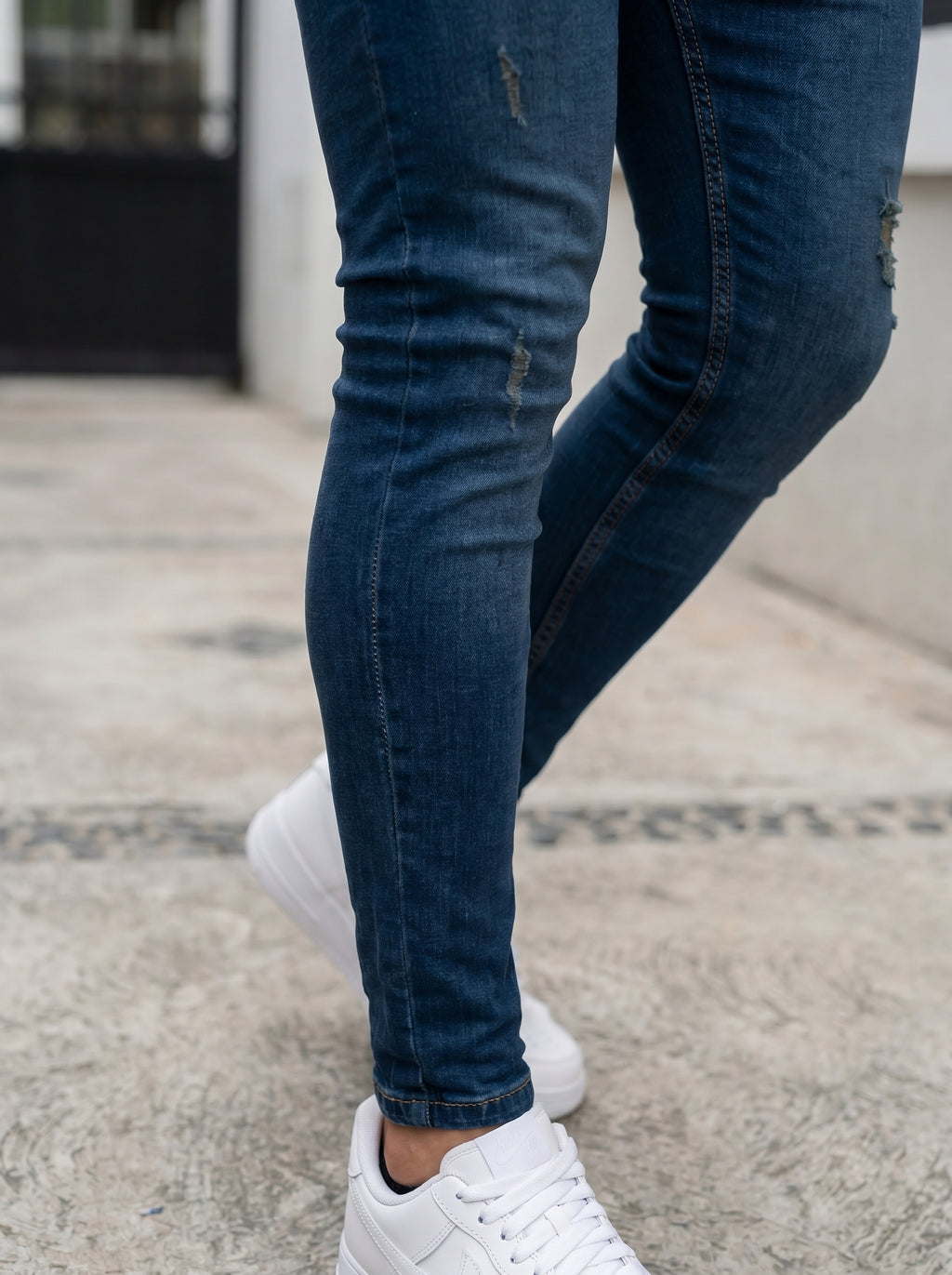 JEANS SKINNY FIT - AZUL NAVY RIPPED