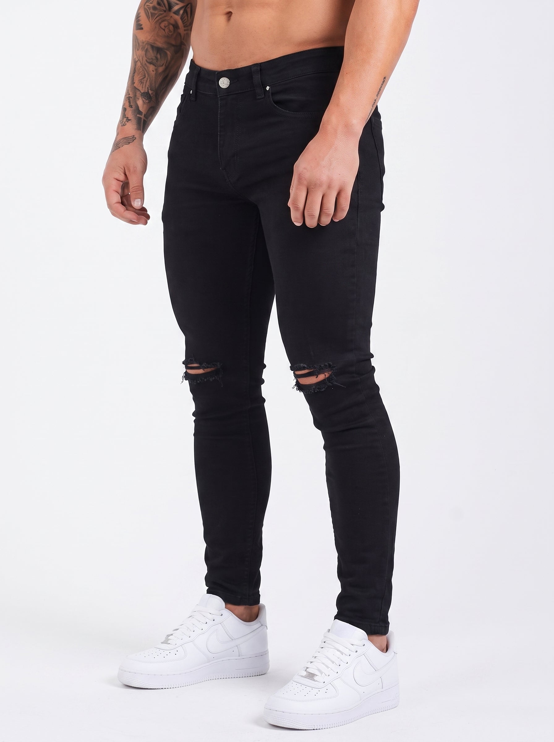 JEAN SKINNY - NEGRO ROTO RODILLA